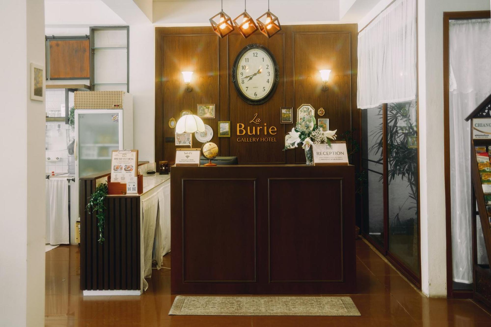 La Burie Gallery Hotel — Photos 3